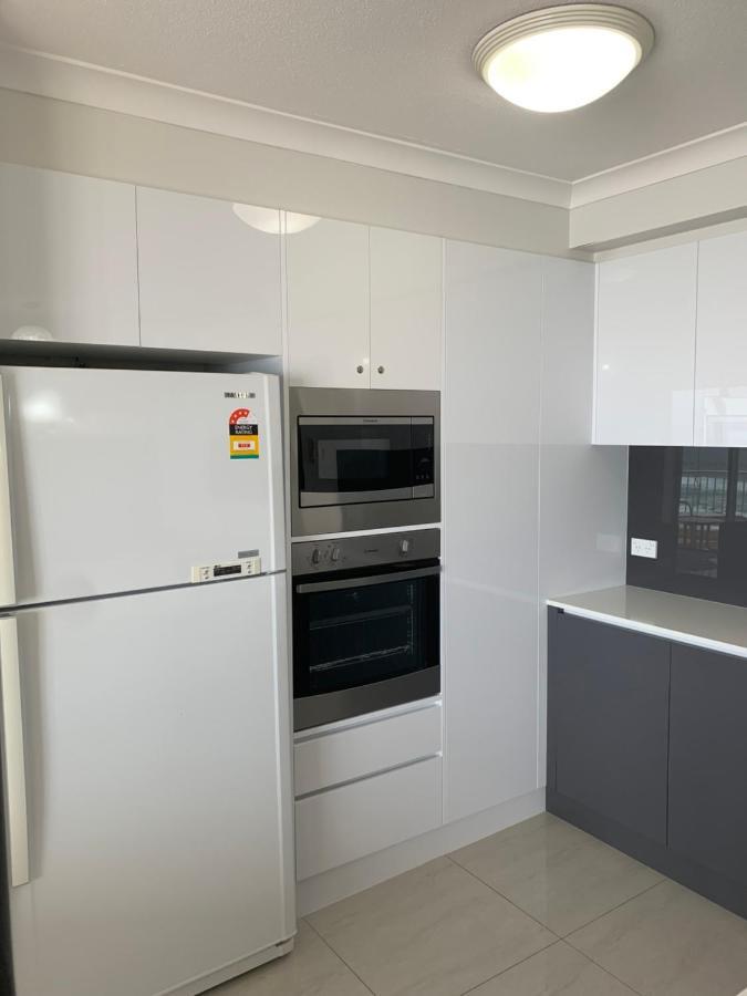 Stunning 2 Bedroom Ocean View Apartment Gold Coast Exterior photo